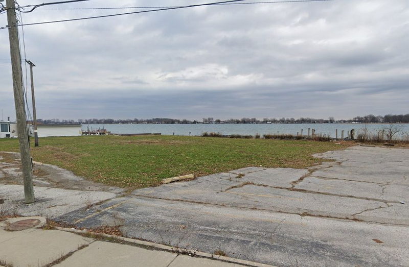 Sids on the River - 2023 Street View - Gone (newer photo)
